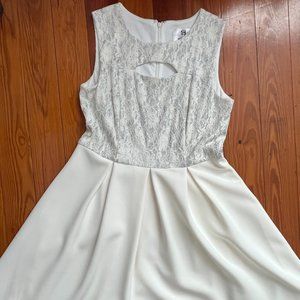 SD Collection White Sleeveless Short Prom Dress